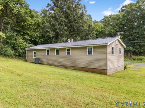 Tiny photo for 338 Hancock Street, Dillwyn, VA 23936 (MLS # 2621711)