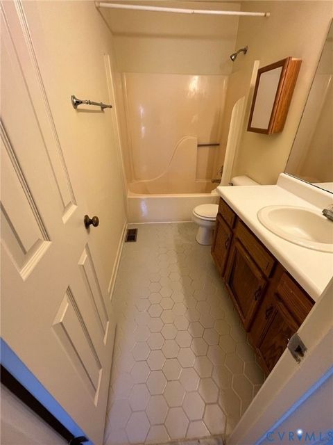 Tiny photo for 8704 Hermitage Trace Circle, Henrico, VA 23228 (MLS # 2615486)