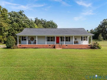 5842 Rocky Hill Road Blackstone VA 23824