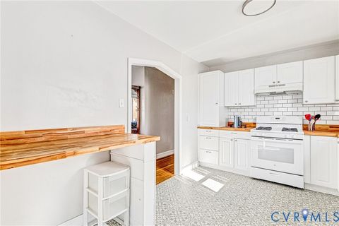 Tiny photo for 805 N 37th Street, Richmond, VA 23223 (MLS # 2603132)