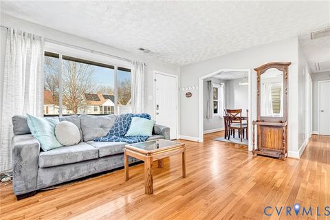 Tiny photo for 805 N 37th Street, Richmond, VA 23223 (MLS # 2603132)