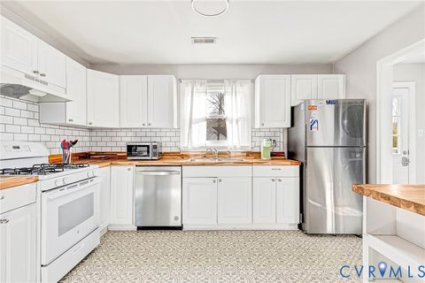 Tiny photo for 805 N 37th Street, Richmond, VA 23223 (MLS # 2603132)