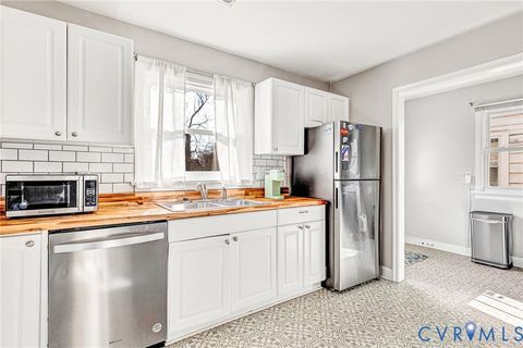 Tiny photo for 805 N 37th Street, Richmond, VA 23223 (MLS # 2603132)