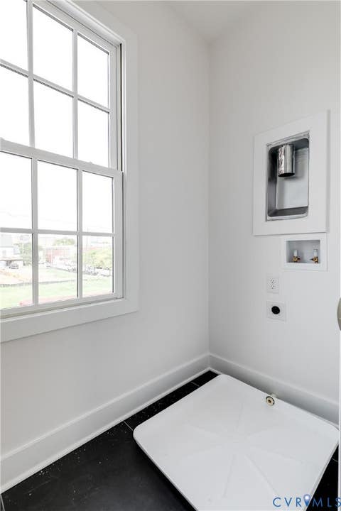 Tiny photo for 817 N 22nd Street, Richmond, VA 23223 (MLS # 2622386)
