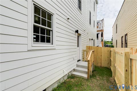 Tiny photo for 817 N 22nd Street, Richmond, VA 23223 (MLS # 2622386)