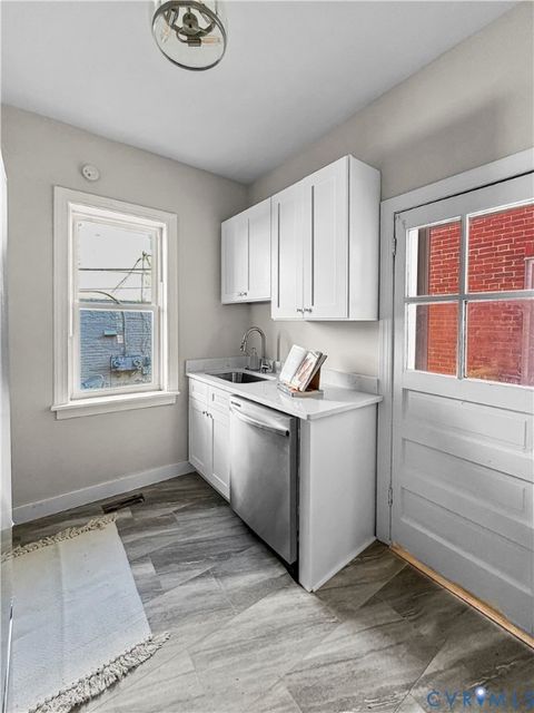 Tiny photo for 1011 Bank Street, Hopewell, VA 23860 (MLS # 2608646)