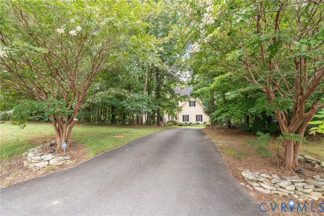 3002 Willow Trace Lane