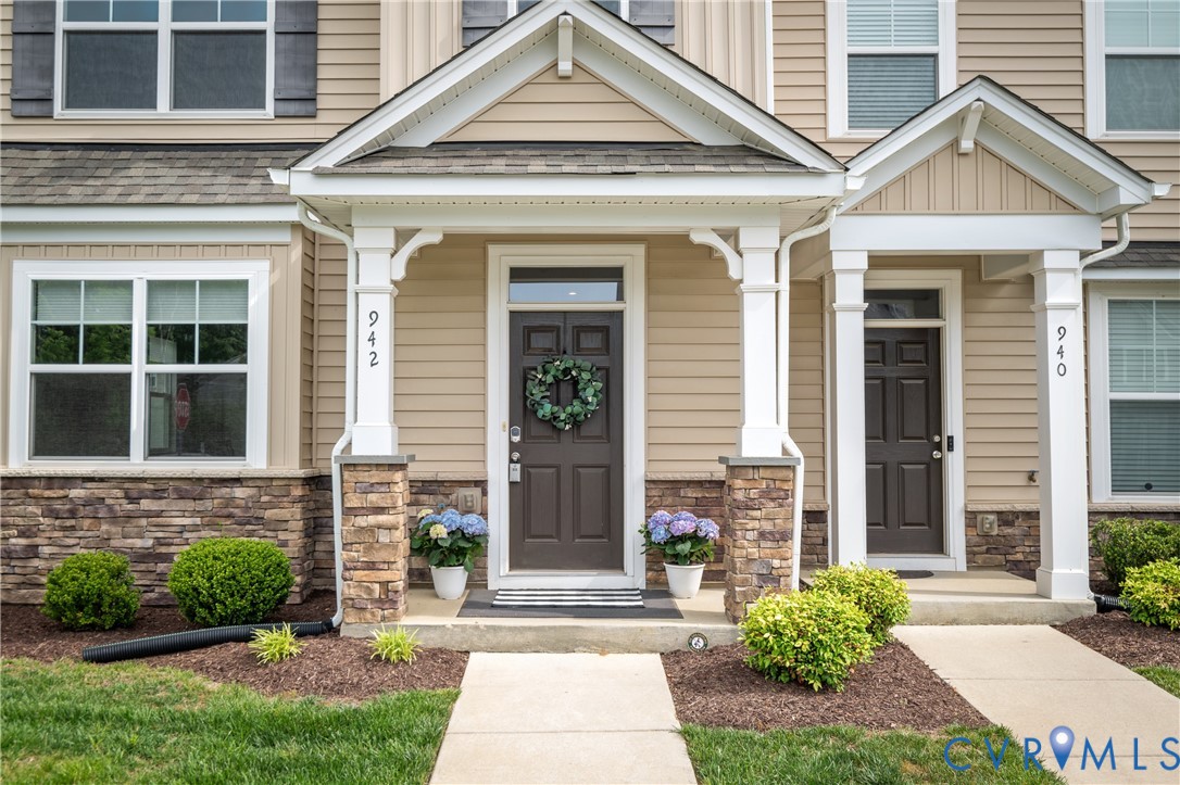 942 Scott Commons Lane