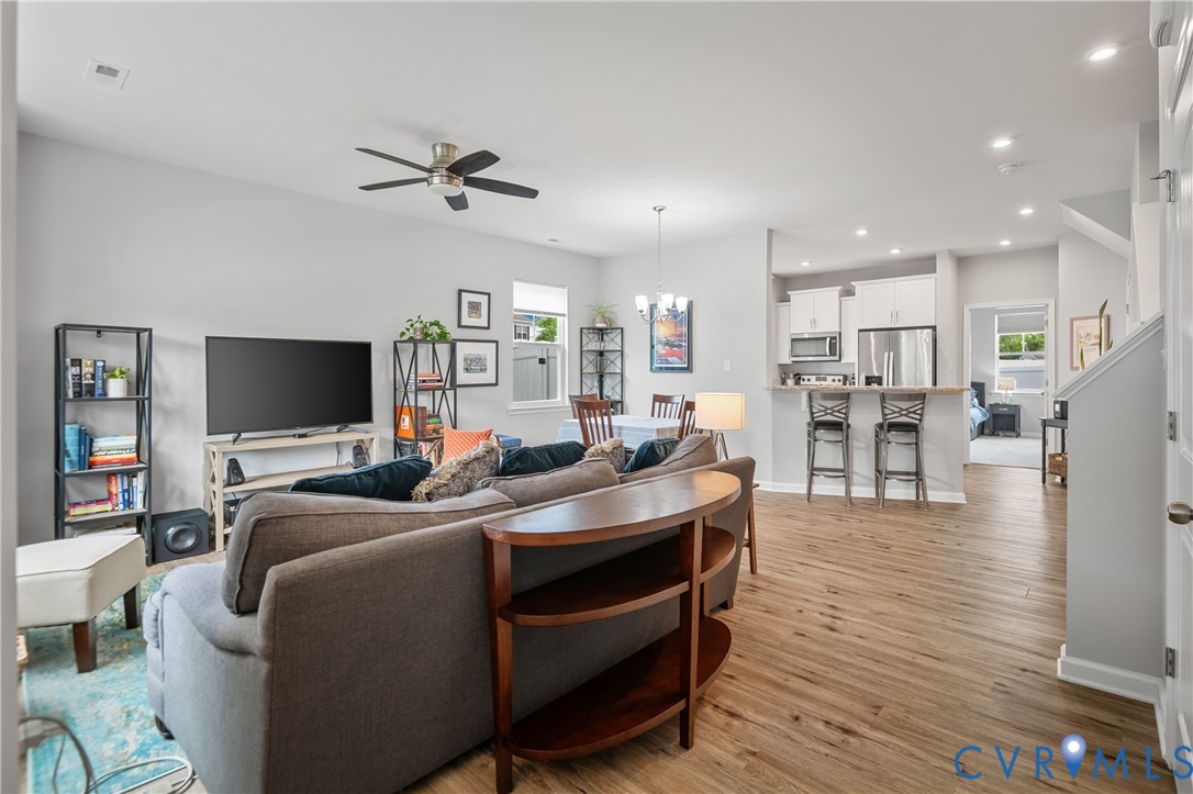 942 Scott Commons Lane