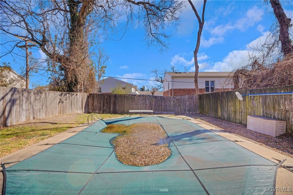 listing image 44