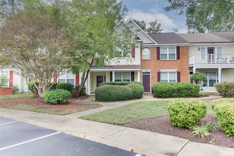 Photo of 817 Oak Springs Court, Newport News, VA 23602 (MLS # 2527849)