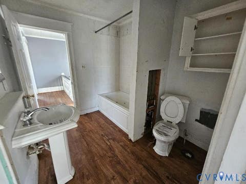 Tiny photo for 314 E Hawthorne Street, Covington, VA 24426 (MLS # 2617626)