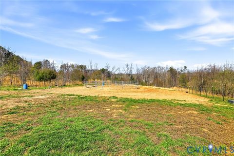 Tiny photo for 484 Dobbins Road, Blackstone, VA 23824 (MLS # 2607057)