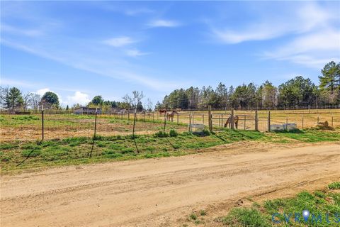 Tiny photo for 484 Dobbins Road, Blackstone, VA 23824 (MLS # 2607057)