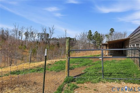 Tiny photo for 484 Dobbins Road, Blackstone, VA 23824 (MLS # 2607057)