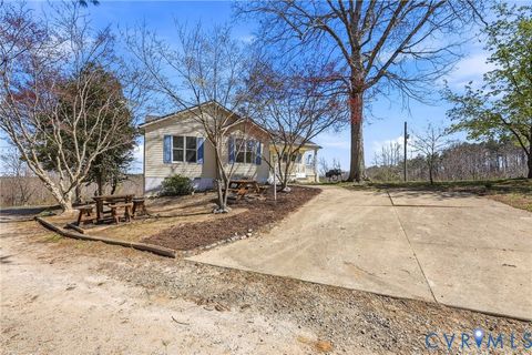 Tiny photo for 484 Dobbins Road, Blackstone, VA 23824 (MLS # 2607057)
