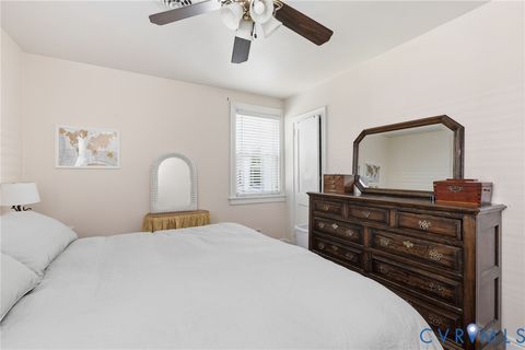 Tiny photo for 2811 Oakland Avenue, Henrico, VA 23228 (MLS # 2610171)