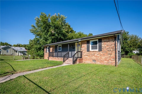 Tiny photo for 223 Summit Street, Petersburg, VA 23803 (MLS # 2625051)