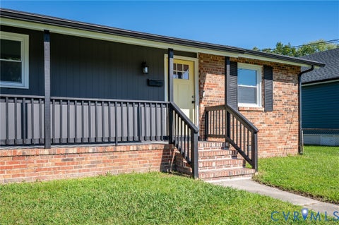Tiny photo for 223 Summit Street, Petersburg, VA 23803 (MLS # 2625051)