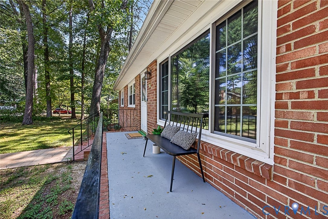 10409 Sydelle Drive