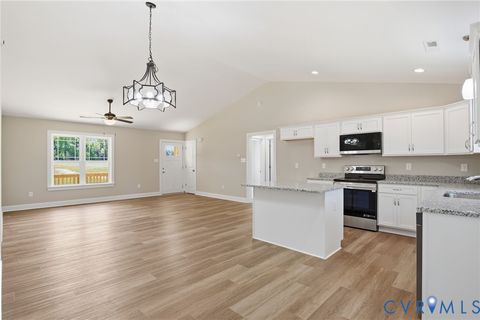 Tiny photo for 17557 Hewlett Road, Beaverdam, VA 23015 (MLS # 2611559)