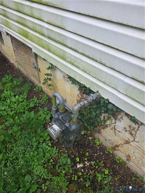 Tiny photo for 2511 Redwood AVE, Richmond, VA 23223 (MLS # 2614438)