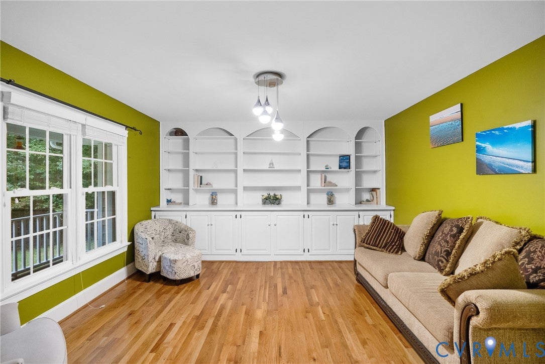 1575 Morewood Drive