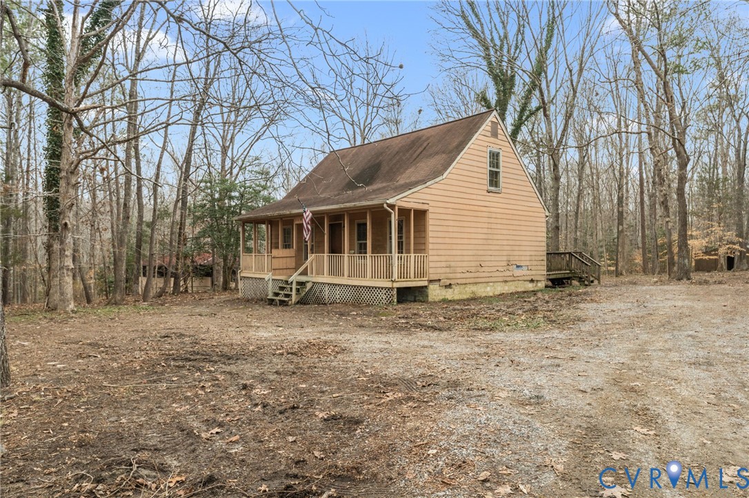 11821 Goldenbrook Drive