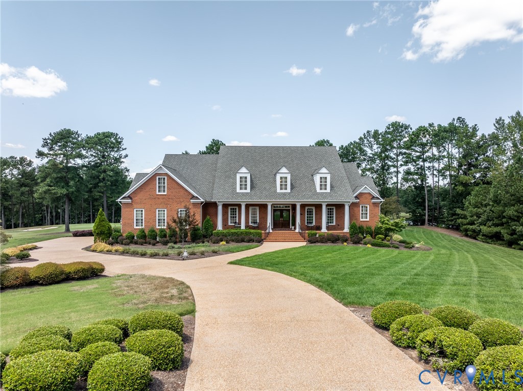 816 Founders Grant Place
