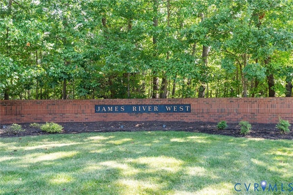 13001 RIVER HILLS DR, MIDLOTHIAN, VA 23113 - Image ad7017f176bb2ceb107c3645f14ea2ca/493006039