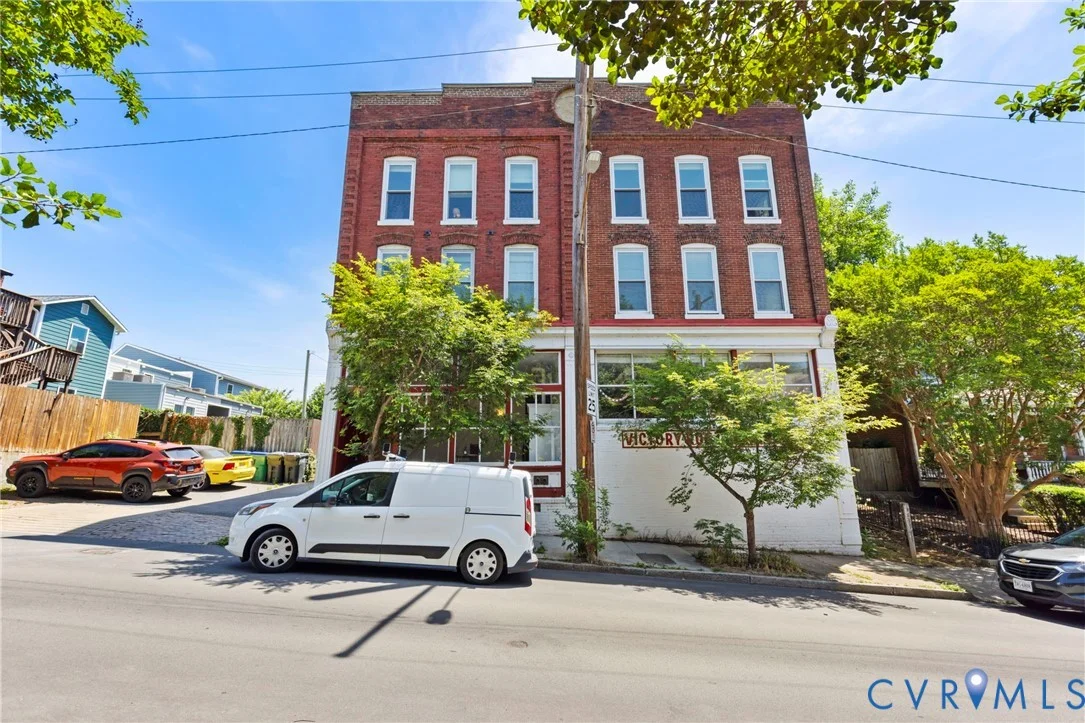 407 S Cherry Street Unit U202