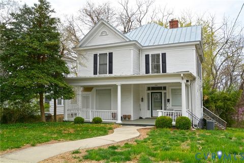 Tiny photo for 900 High Street St, Farmville, VA 23901 (MLS # 2618110)