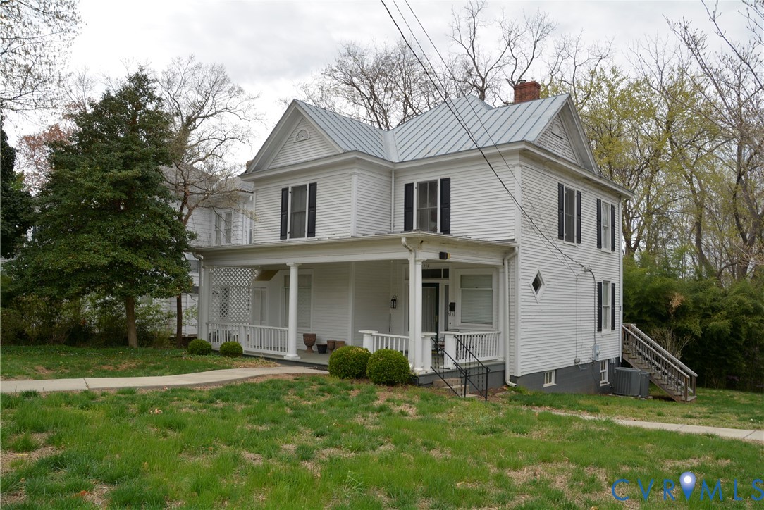 900 High Street