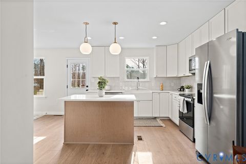 Tiny photo for 887 Campers Lane, Ruther Glen, VA 22546 (MLS # 2602254)