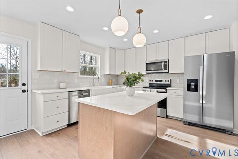 Tiny photo for 887 Campers Lane, Ruther Glen, VA 22546 (MLS # 2602254)