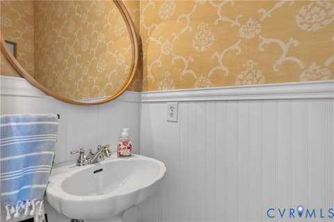 Tiny photo for 11498 New Town Court, Glen Allen, VA 23059 (MLS # 2621681)
