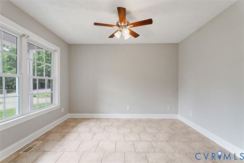 Tiny photo for 7 Loving Terrace, Palmyra, VA 22963 (MLS # 2616100)
