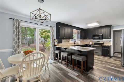 Tiny photo for 12802 Rossmere Circle, Chesterfield, VA 23114 (MLS # 2617201)