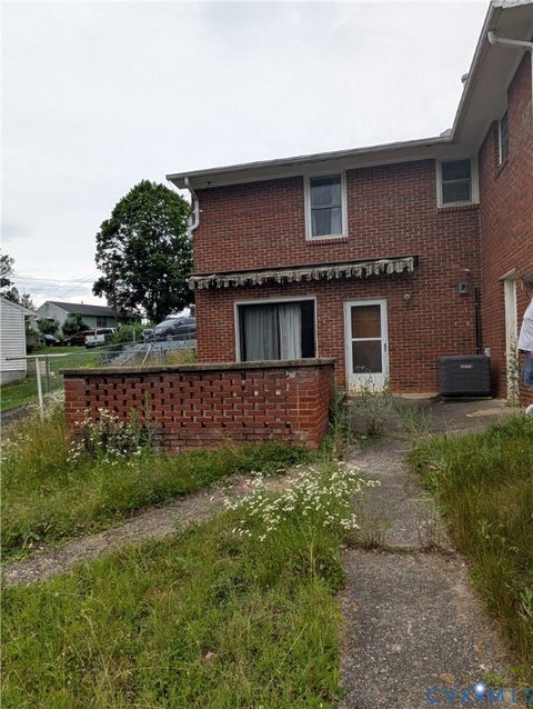 Photo of 112 Joan Circle, Staunton, VA 24401 (MLS # 2627415)