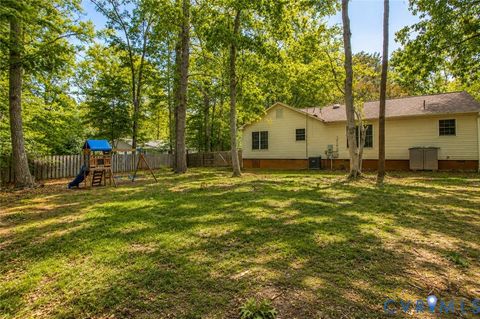 Tiny photo for 12914 Trapp Drive, Spotsylvania, VA 22551 (MLS # 2612947)