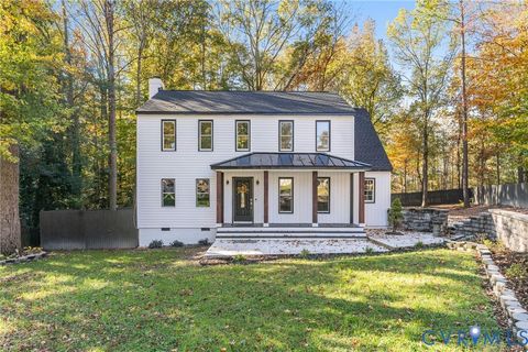 Photo of 2002 Castle Glen Court, North Chesterfield, VA 23236 (MLS # 2530720)