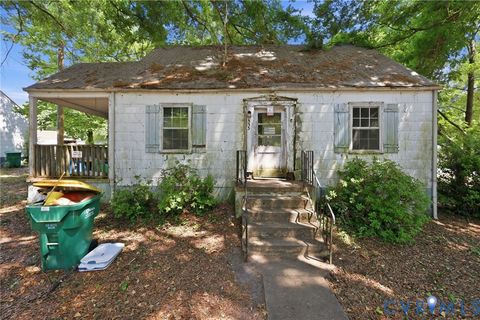 Tiny photo for 335 Byrd Street, Hopewell, VA 23860 (MLS # 2613052)