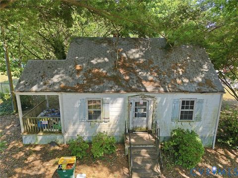 Tiny photo for 335 Byrd Street, Hopewell, VA 23860 (MLS # 2613052)