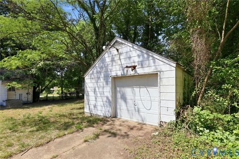 Tiny photo for 335 Byrd Street, Hopewell, VA 23860 (MLS # 2613052)