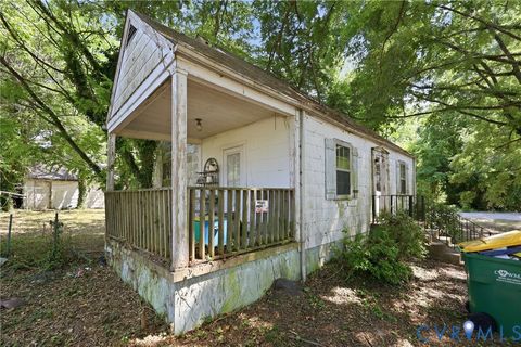Tiny photo for 335 Byrd Street, Hopewell, VA 23860 (MLS # 2613052)