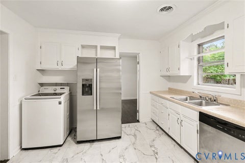 Tiny photo for 7213 Bennington Rd RD, Chesterfield, VA 23225 (MLS # 2624882)
