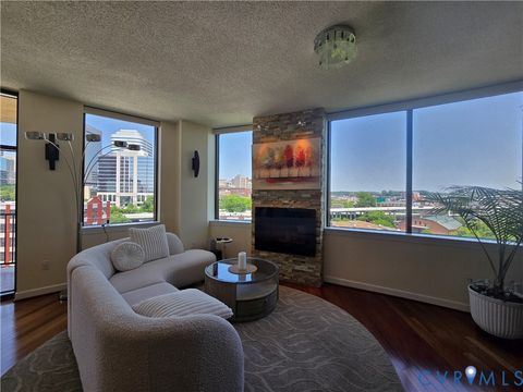 Photo of 1101 Haxall Point #815, Richmond, VA 23219 (MLS # 2618019)