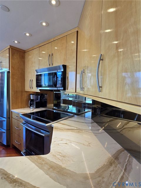 Tiny photo for 1101 Haxall Point #815, Richmond, VA 23219 (MLS # 2618019)