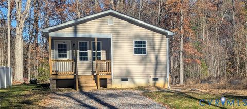 Photo of 3008 Plumtree Street, North Chesterfield, VA 23834 (MLS # 2532046)
