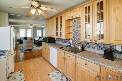 Tiny photo for 3544 Grandview Drive, Dunnsville, VA 22454 (MLS # 2610087)